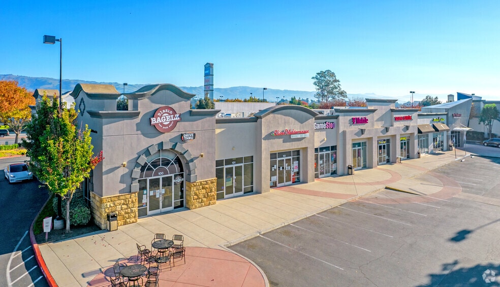 890 Renz Ln, Gilroy, CA for lease - Building Photo - Image 1 of 20