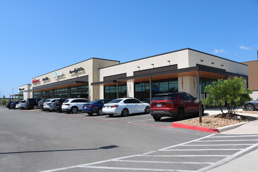 I-10 W & Balcones Creek Dr, Boerne, TX à louer - Photo du bâtiment - Image 3 de 15