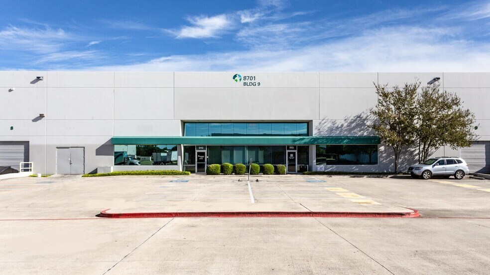 8606-9101 Wall St, Austin, TX à louer - Photo principale - Image 1 de 12