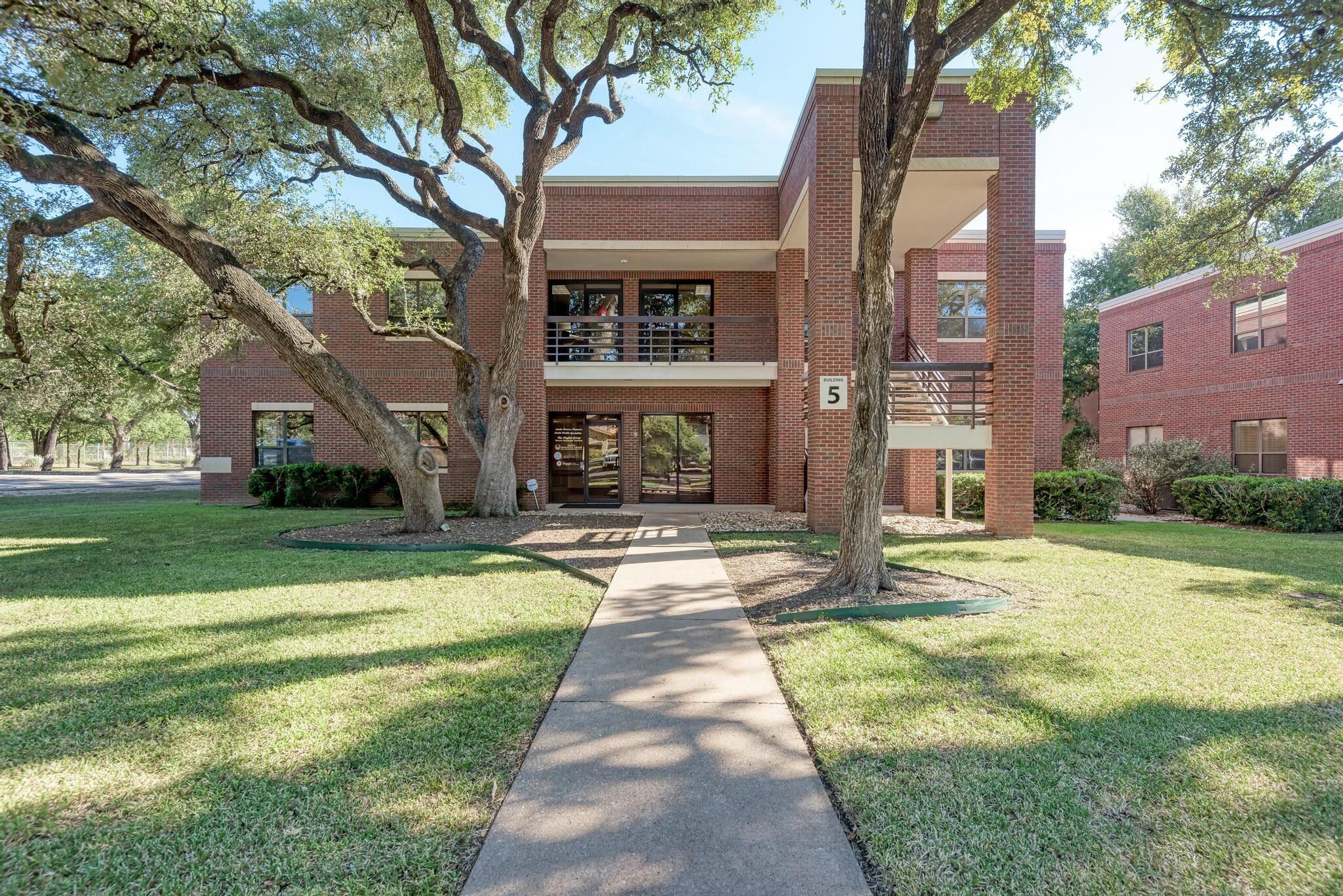 11824 Jollyville Rd, Austin, TX à louer Photo du bâtiment- Image 1 de 36