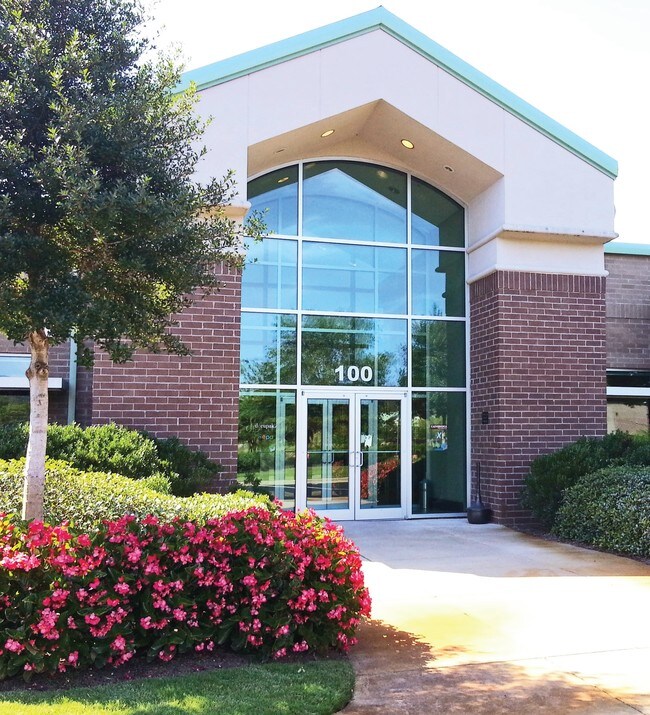 More details for 100 Gilbert Dr, Alabaster, AL - Office, Industrial for Lease