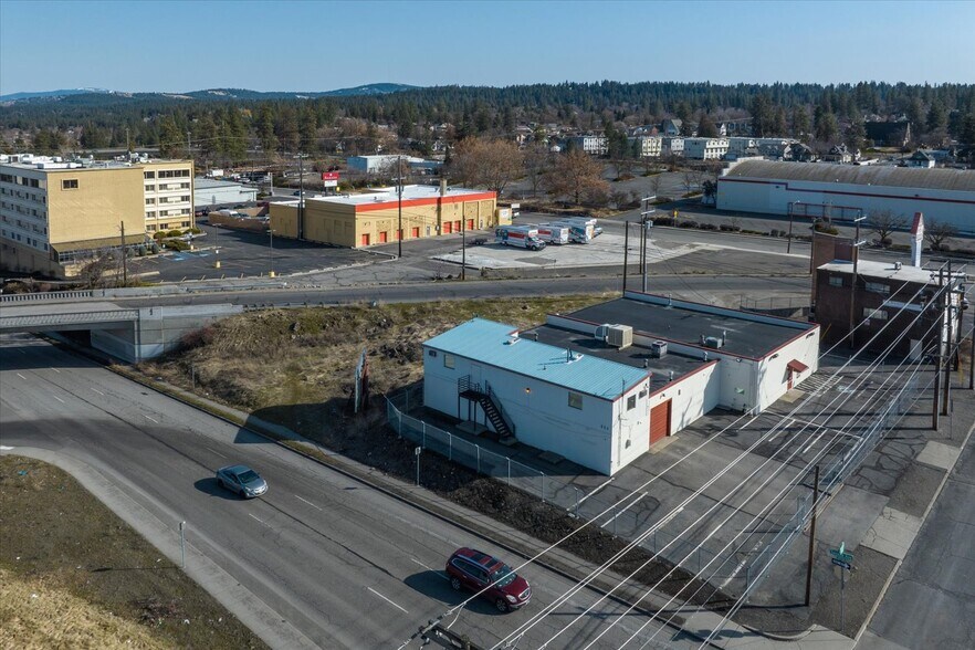 806 E 2nd Ave, Spokane, WA à vendre - Photo du bâtiment - Image 3 de 4