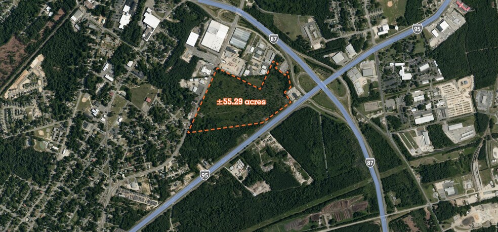 1315 Gillespie, Fayetteville, NC for sale - Primary Photo - Image 1 of 6