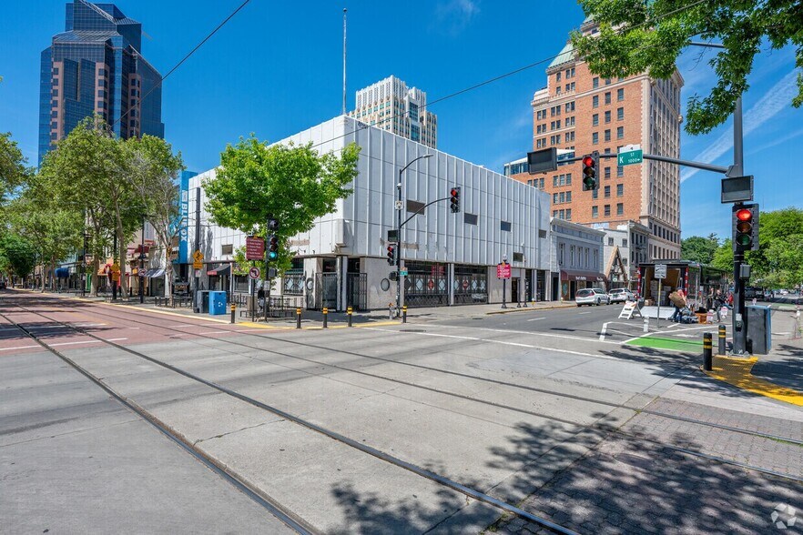 931 K St, Sacramento, CA à louer - Photo du bâtiment - Image 1 de 8