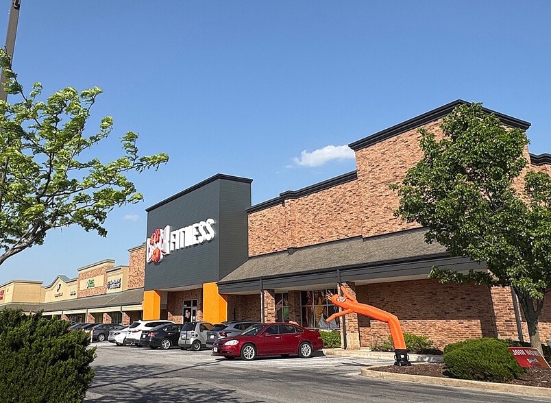 8266 N Lindbergh Blvd, Florissant, MO à louer - Photo du bâtiment - Image 2 de 13