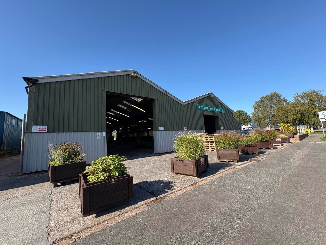 2-4 Marsh Green North Rd, Exeter for sale Primary Photo- Image 1 of 8