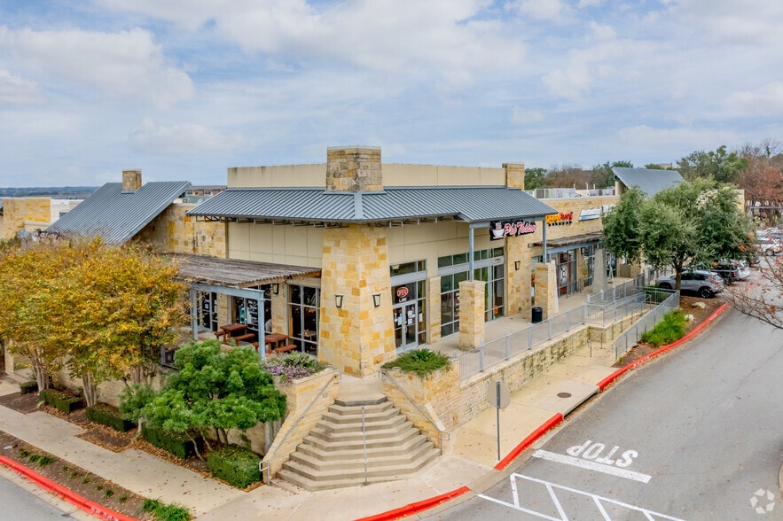 900 Interstate 35, Austin, TX for lease - Building Photo - Image 2 of 13
