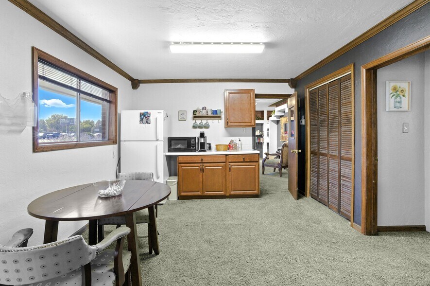 908 36th Ave, Greeley, CO à louer - Photo intérieure - Image 2 de 3