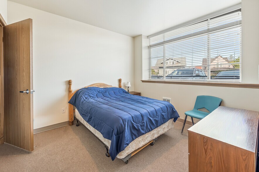 300 Okanogan Ave, Wenatchee, WA à vendre - Photo intérieure - Image 3 de 21