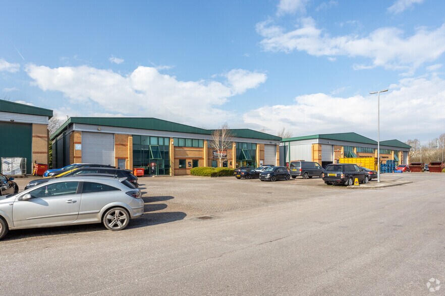 Caen Vw, Swindon à louer - Photo du bâtiment - Image 3 de 3