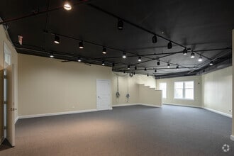1232-1280 American Way, Libertyville, IL for lease Interior Photo- Image 1 of 4