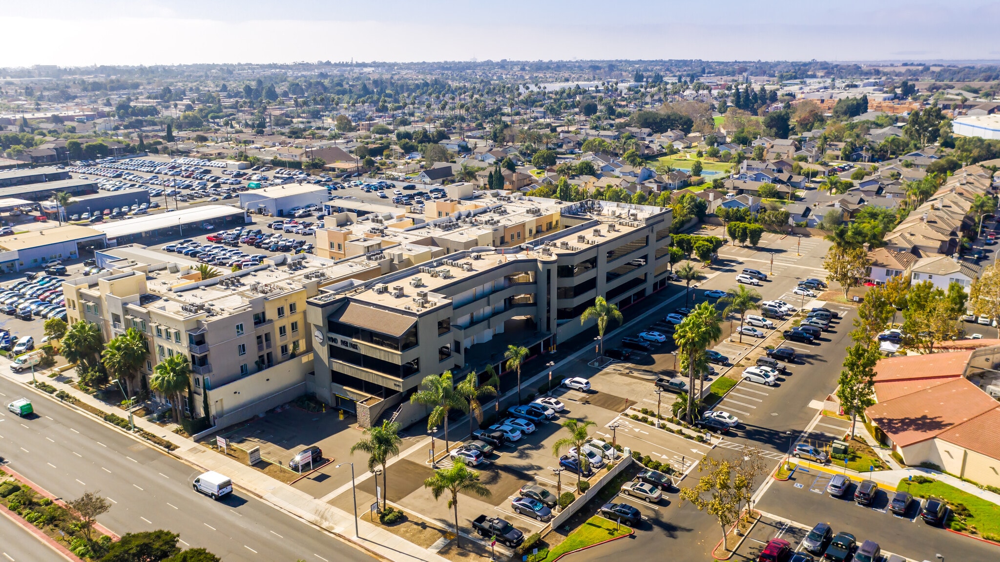 18141 Beach Blvd, Huntington Beach, CA for sale Primary Photo- Image 1 of 12
