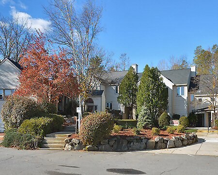 22-24 Greeley St, Merrimack, NH à louer - Photo du bâtiment - Image 2 de 11
