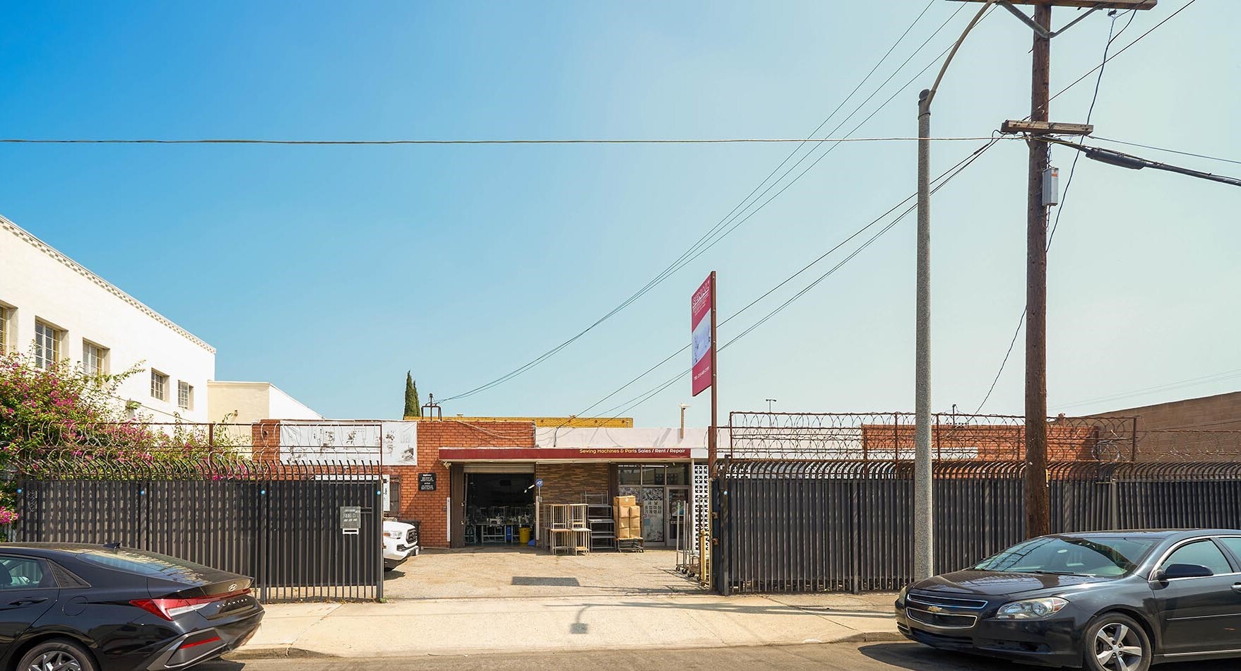 233 W 33rd St, Los Angeles, CA for sale Building Photo- Image 1 of 10