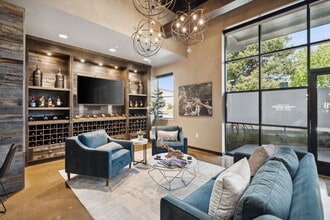 560-562 Technology Way, Napa, CA for lease Interior Photo- Image 2 of 17