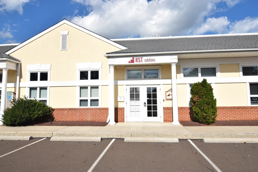 1500 Horizon Dr, Chalfont, PA for lease - Building Photo - Image 1 of 6