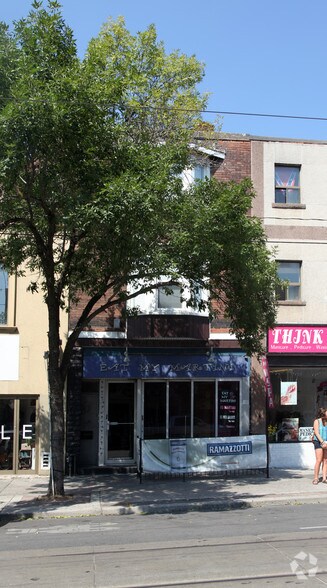 648 College St, Toronto, ON for sale - Primary Photo - Image 1 of 1