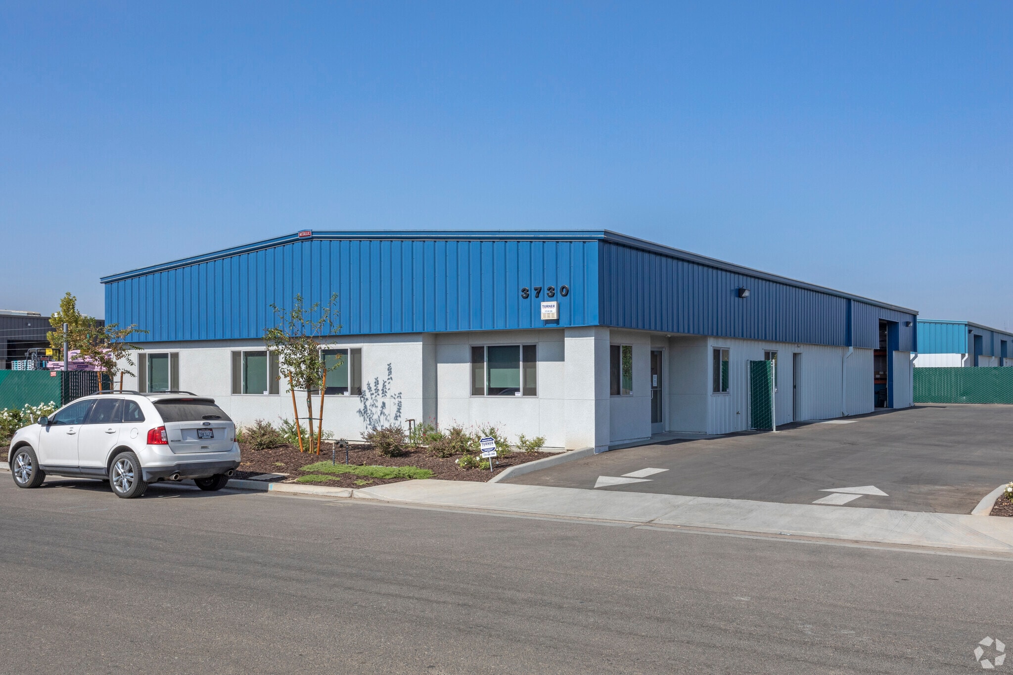 3730 W Swift Ave, Fresno, CA for lease Building Photo- Image 1 of 5