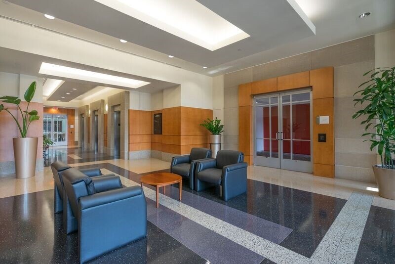 12700 Sunrise Valley Dr, Reston, VA à louer - Photo intérieure - Image 2 de 6