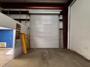 1700-1708 Kelley Ave, Kissimmee, FL for lease Interior Photo- Image 2 of 10