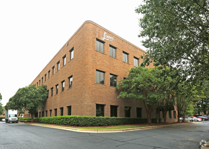 1381 Old Mill Cir, Winston-Salem, NC for lease - Building Photo - Image 3 of 8