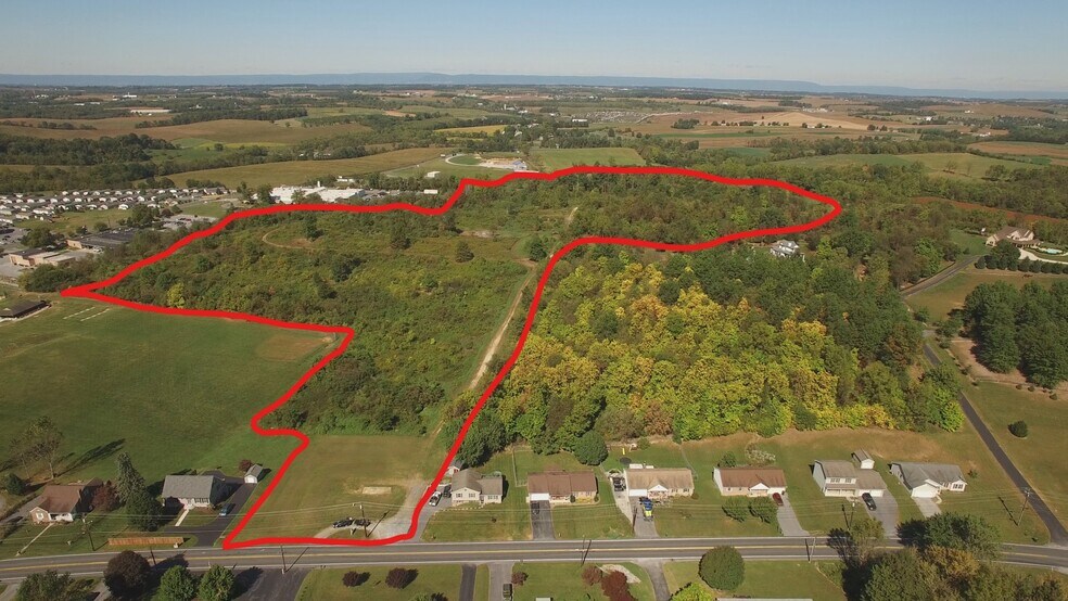 Orchard Rd, Waynesboro, PA à vendre - Photo du bâtiment - Image 2 de 3
