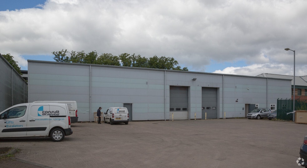 72 Inchinnan Rd, Paisley for lease - Building Photo - Image 2 of 12