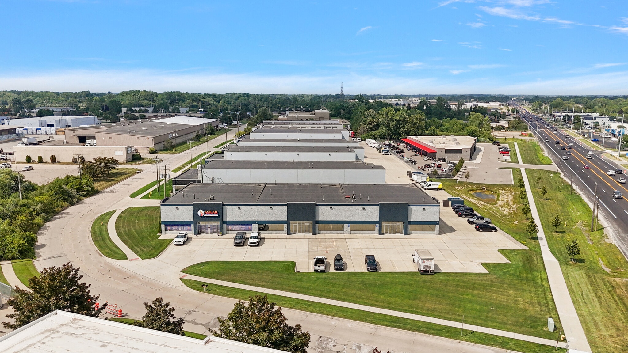 46266 Erb Dr, Macomb, MI for lease Interior Photo- Image 1 of 2