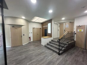 18 Rue D'Hauteville, Paris for lease Lobby- Image 1 of 6