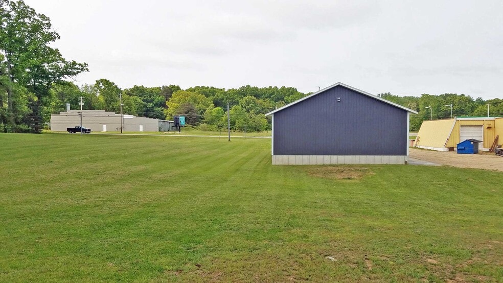 1231 Lincoln Rd, Allegan, MI for sale - Building Photo - Image 2 of 7