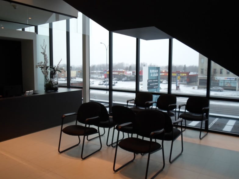 1428-1432 Boul Saint-Martin O, Laval, QC for sale - Building Photo - Image 3 of 24