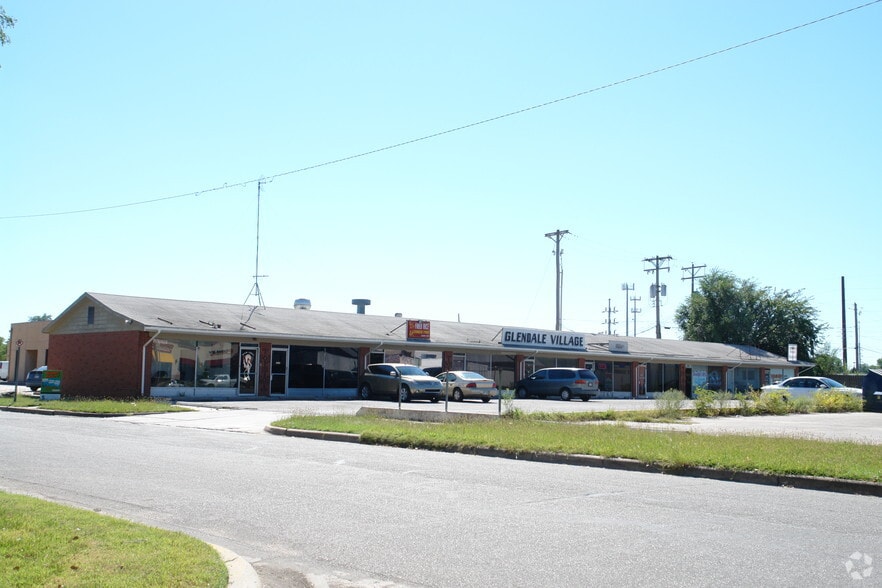 2417-25 S Glendale St, Wichita, KS à louer - Photo du bâtiment - Image 2 de 4