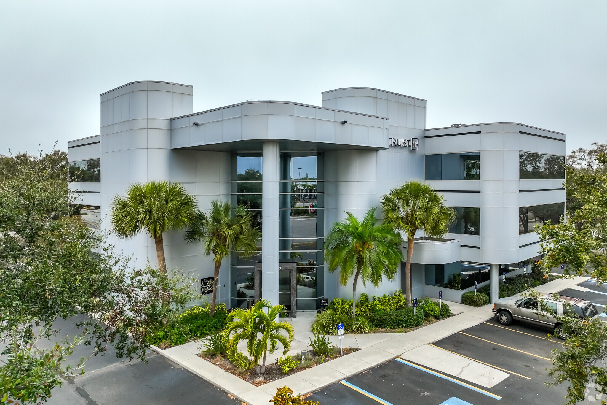 3400 S Tamiami Trl, Sarasota, FL à louer Photo du bâtiment- Image 1 de 10