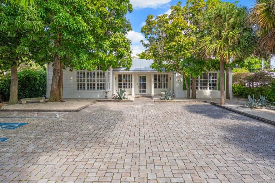 315 9th St, West Palm Beach, FL for sale - Building Photo - Image 2 of 20