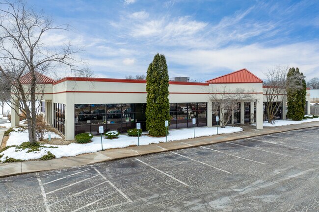 More details for 753 Geneva Pky, Lake Geneva, WI - Office for Lease