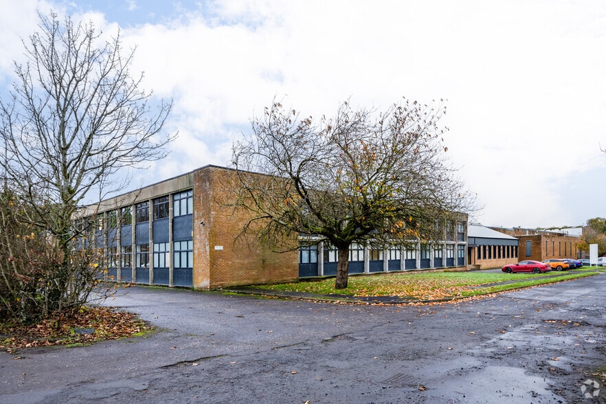 Caponacre Industrial Estate, Cumnock for lease - Building Photo - Image 3 of 9