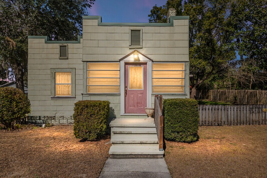 20707 Park Ave, Dunnellon, FL à vendre - Photo du bâtiment - Image 1 de 15