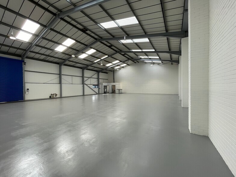 Stenhouse Mill Wynd, Edinburgh for lease - Interior Photo - Image 3 of 15