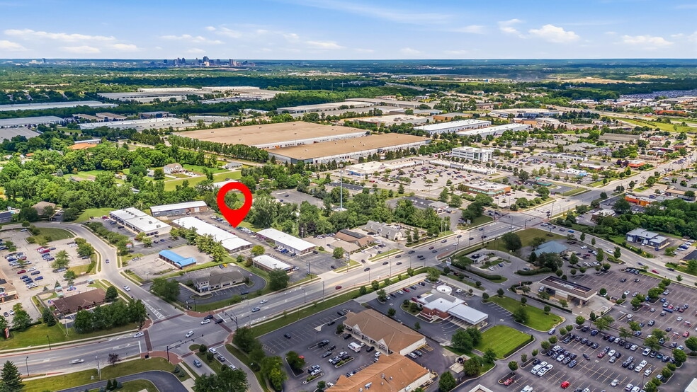 Stringtown Road Business Center portfolio of 4 properties for sale on LoopNet.ca - Building Photo - Image 2 of 12