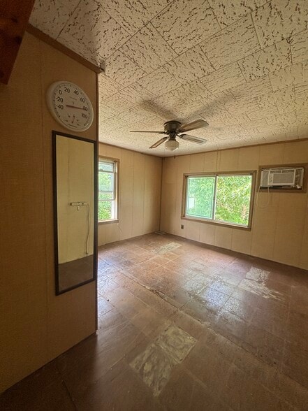 1326 Furnace Rd, Linthicum Heights, MD for lease - Building Photo - Image 2 of 14