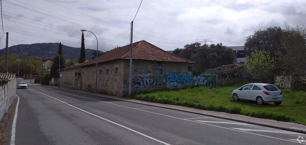Calle del Doctor José Ma Poveda, 6, Collado Villalba, Madrid à louer - Photo du bâtiment - Image 2 de 2