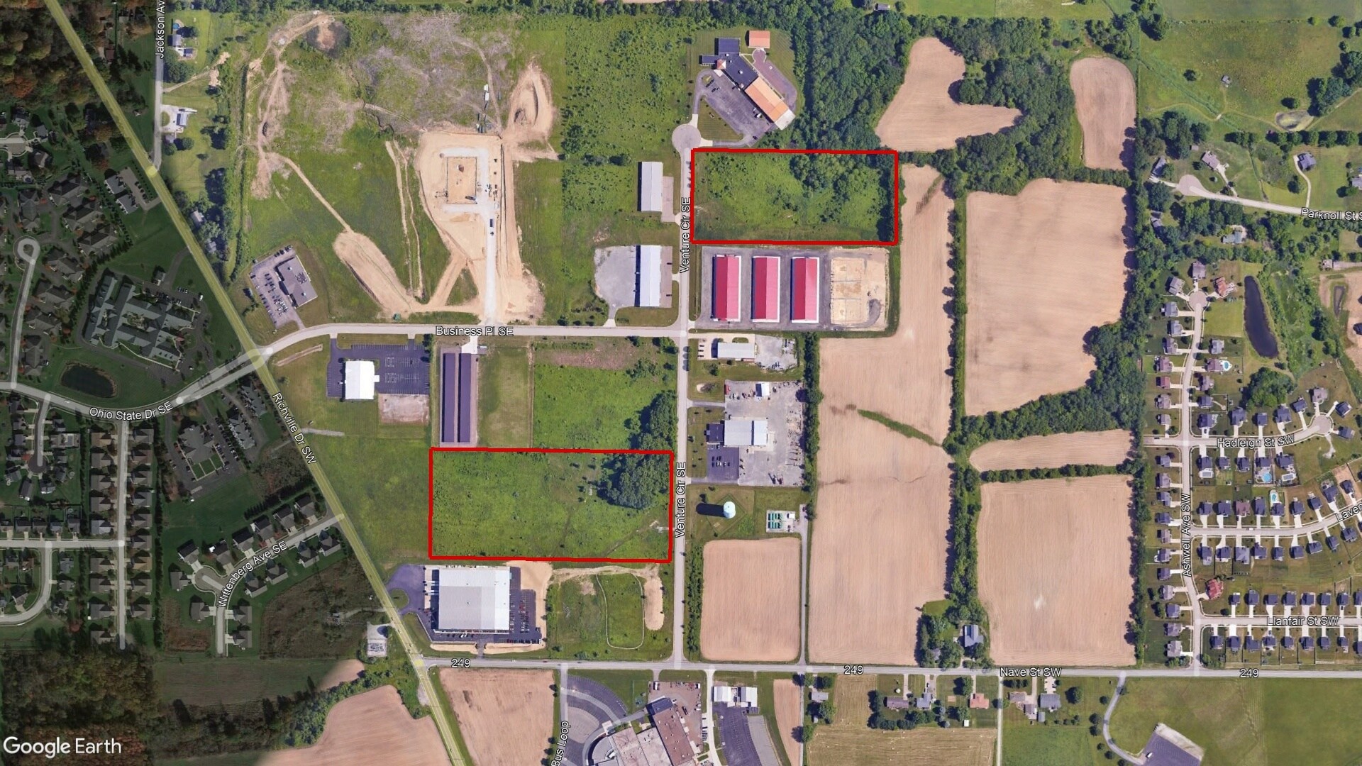 Venture Cir SE, Massillon, OH à vendre Photo du bâtiment- Image 1 de 3