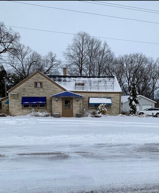 Plus de détails pour 6053 Rock Falls Rd, Luxemburg, WI - Commerce de détail à vendre