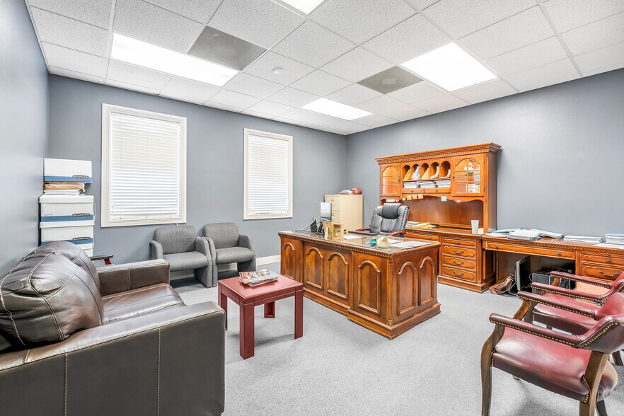 601 S 7th St, Las Vegas, NV à vendre - Photo du bâtiment - Image 2 de 19