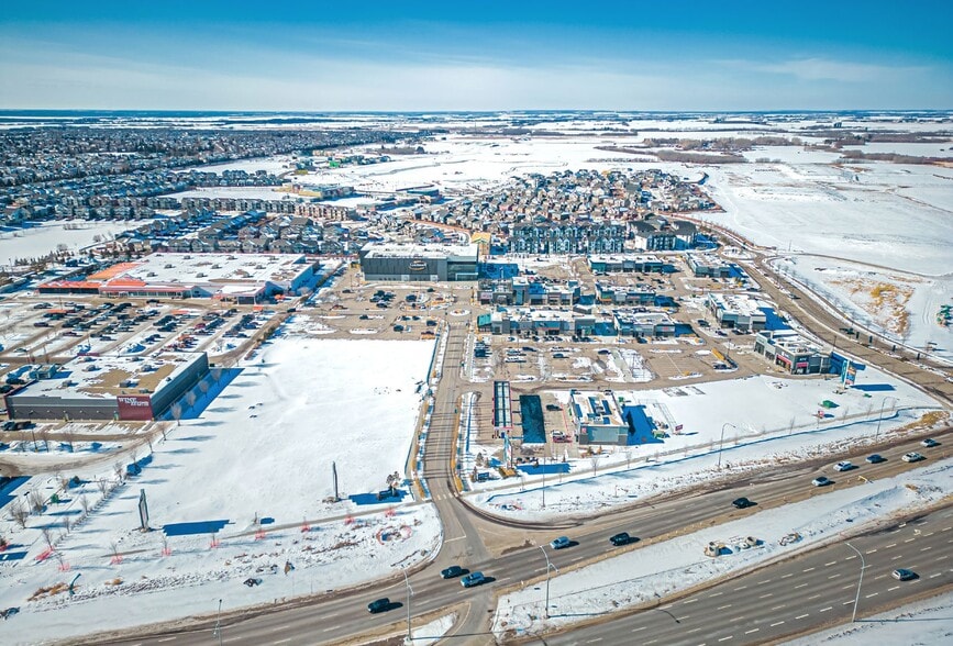 800 St Albert Rd, St. Albert, AB for lease - Building Photo - Image 2 of 5
