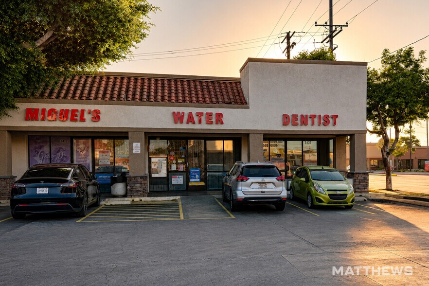 8428-8456 Alondra Blvd, Paramount, CA à louer - Photo du bâtiment - Image 2 de 3