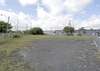 Plus de détails pour 655 NW 136th St, North Miami, FL - Terrain à vendre