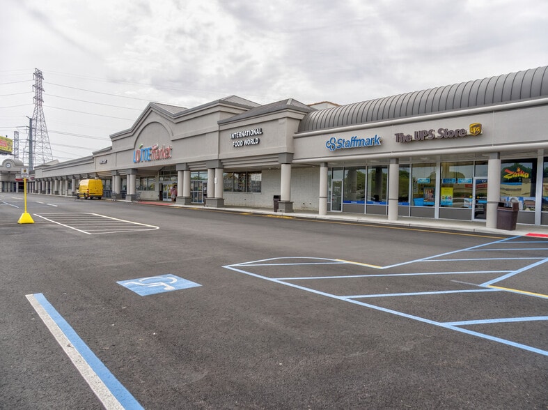 1199 Amboy Ave, Edison, NJ for lease - Building Photo - Image 3 of 11