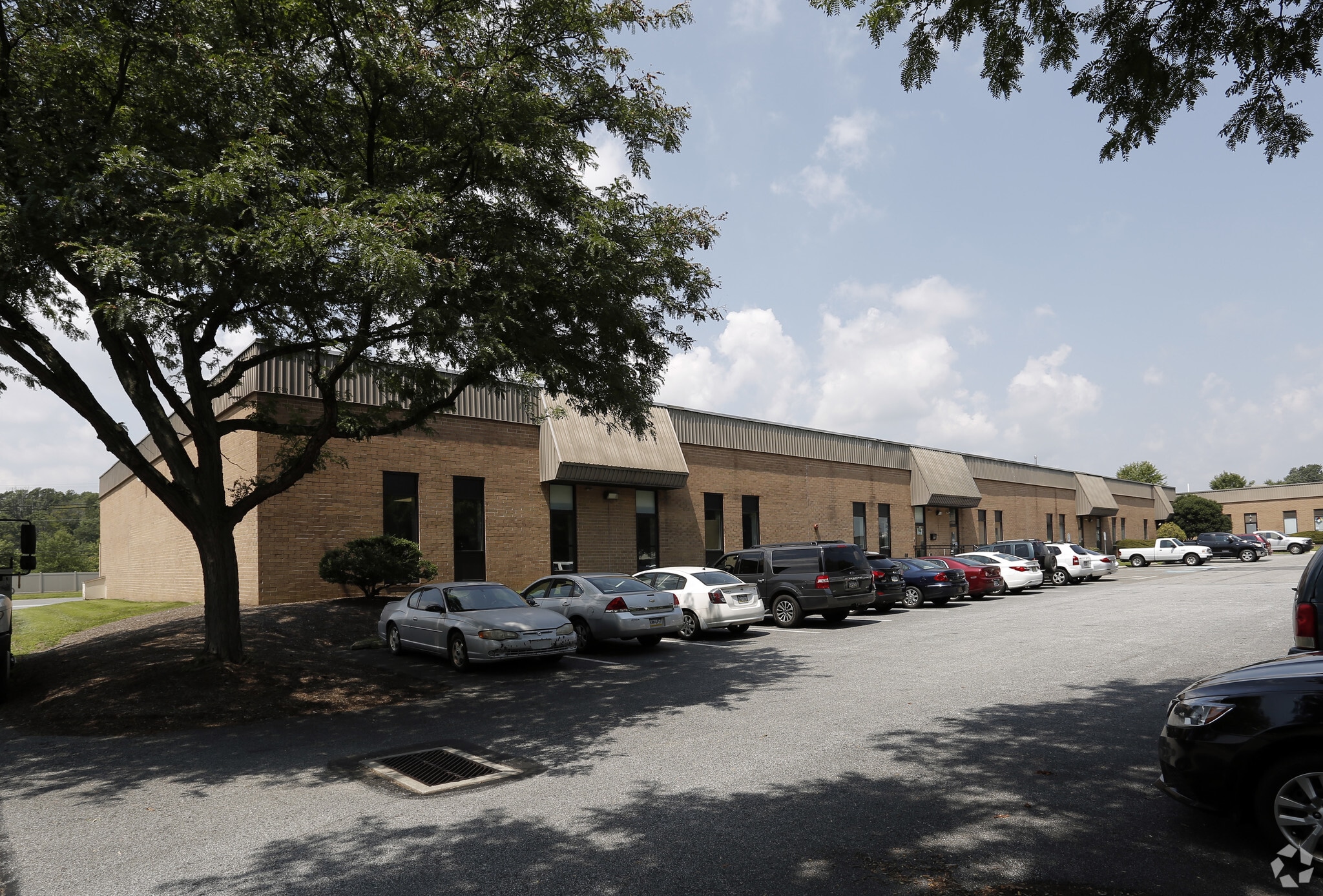 200-240 Turner Industrial Way, Aston Township, PA for lease Primary Photo- Image 1 of 11