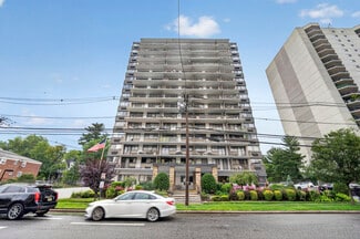 More details for 235 Prospect Ave, Hackensack, NJ - Multifamily for Sale